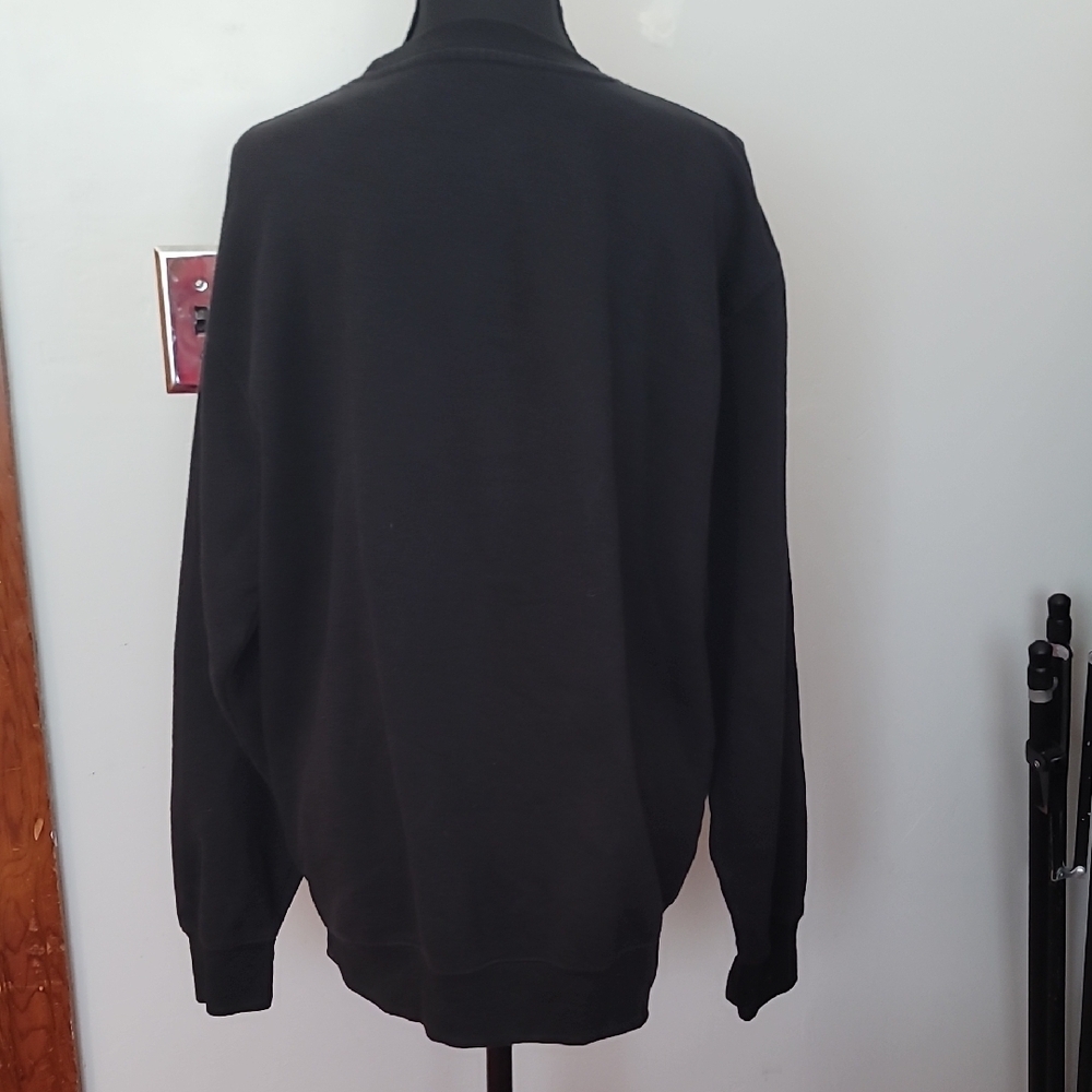 Black Crewneck Clickbait Sweatshirt - Picture 6 of 7